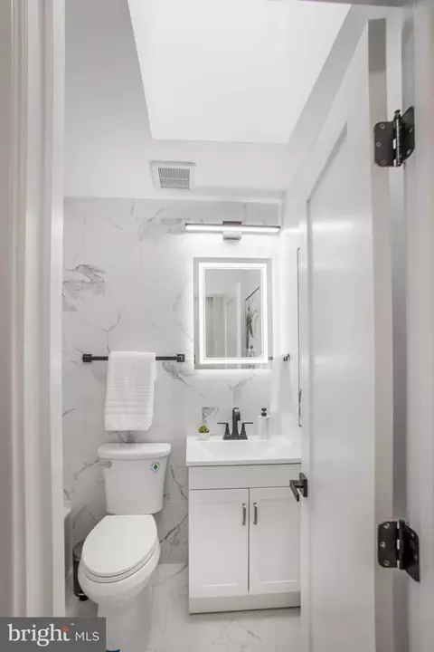 Bath - 702 19th St NE, Washington, DC 20002 photo 6 of 6