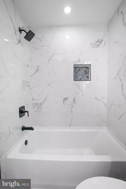 Bath - 702 19th St NE, Washington, DC 20002 photo 5 of 6