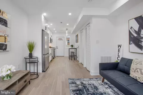 Entry Way - 702 19th St NE, Washington, DC 20002 photo 1 of 12