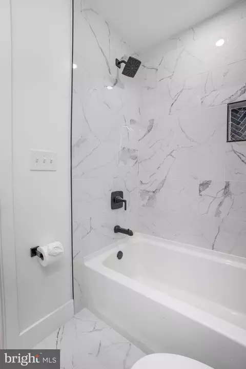 Bath - 702 19th St NE, Washington, DC 20002 photo 4 of 6