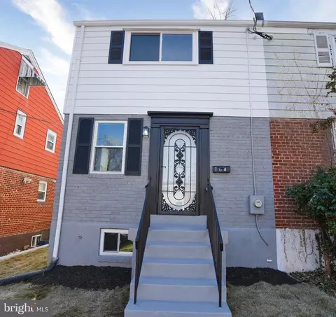 164 Elmira St SW, Washington, DC 20032