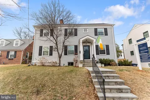 4343 Windom Pl NW, Washington, DC 20016