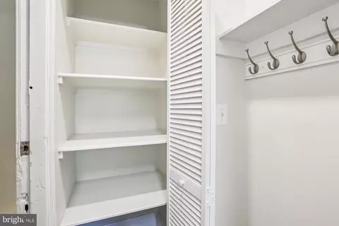 2306 38th St NW, Washington, DC 20007 photo 13