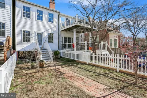 2306 38th St NW, Washington, DC 20007 photo 30