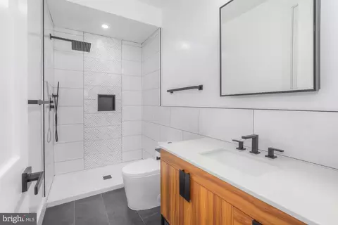 Bath - 1218 5th St NE #2, Washington, DC 20002 photo 1 of 4