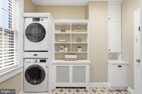613 G St SE, Washington, DC 20003 photo 33