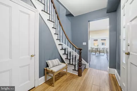 613 G St SE, Washington, DC 20003 photo 17