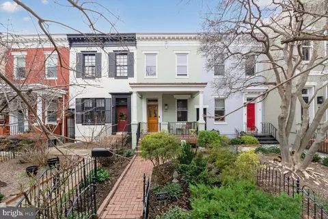 613 G St SE, Washington, DC 20003