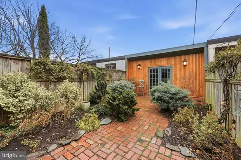 613 G St SE, Washington, DC 20003 photo 41