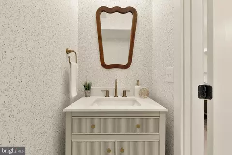 Other - 1706 Bay St SE, Washington, DC 20003 photo 3 of 16