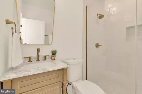 Bath - 1706 Bay St SE, Washington, DC 20003 photo 9 of 10