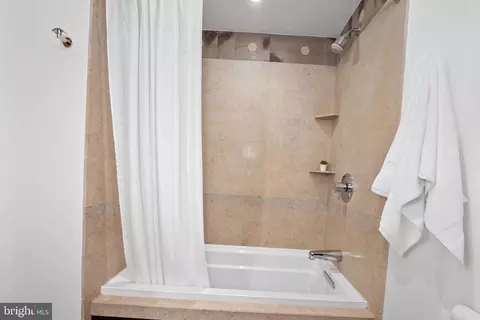 2351 Champlain St NW #C4, Washington, DC 20009 photo 20