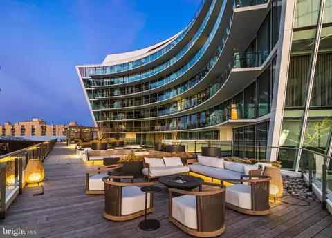 601 Wharf St SW #411, Washington, DC 20024
