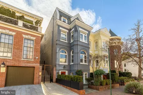 3252 N Street St NW, Washington, DC 20007