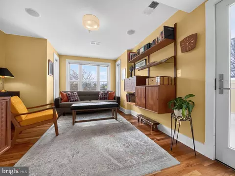 257 15th St SE #B, Washington, DC 20003 photo 27
