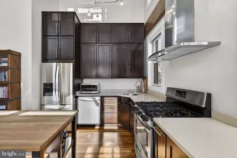257 15th St SE #B, Washington, DC 20003 photo 9