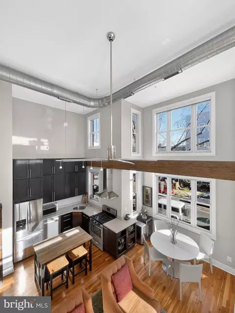 257 15th St SE #B, Washington, DC 20003 photo 11
