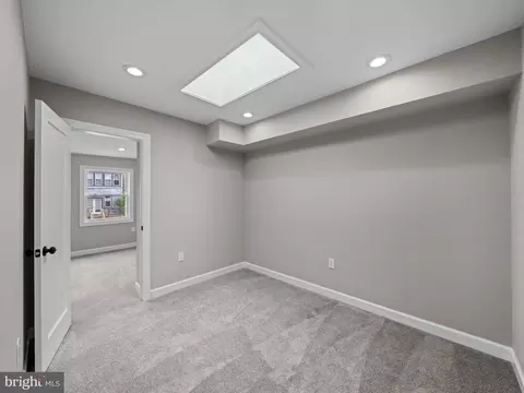 519 23rd Pl NE, Washington, DC 20002 photo 14