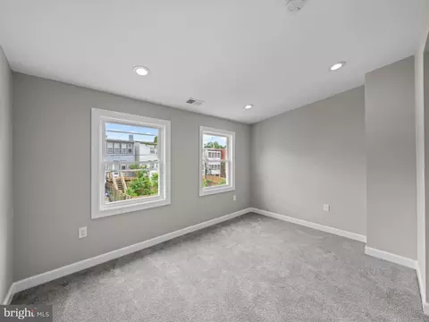 519 23rd Pl NE, Washington, DC 20002 photo 17