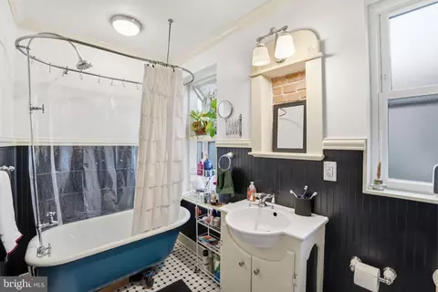 1616 D St SE, Washington, DC 20003 photo 22
