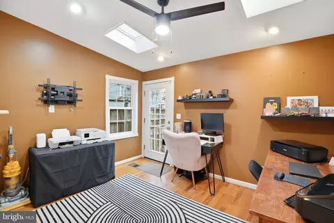 1616 D St SE, Washington, DC 20003 photo 13