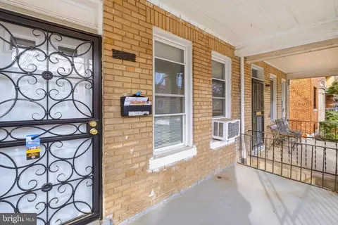 Exterior - 237 15th St SE, Washington, DC 20003 photo 3 of 6