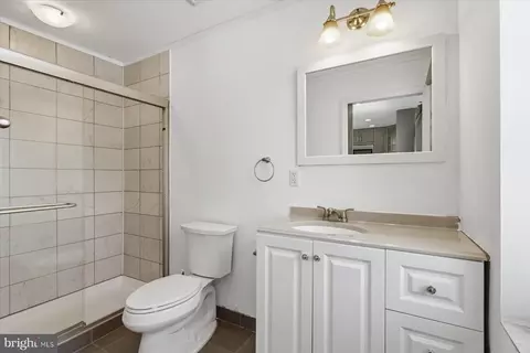 Bath - 1254 Florida Ave NE, Washington, DC 20002 photo 4 of 4