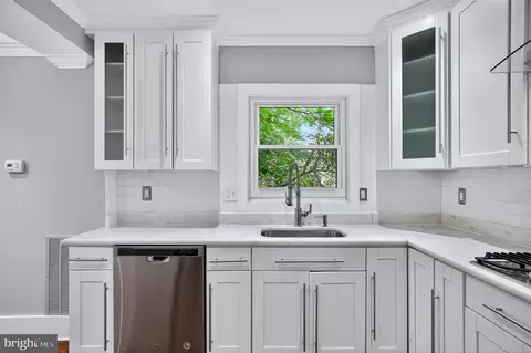 1959 H St NE, Washington, DC 20002 photo 15