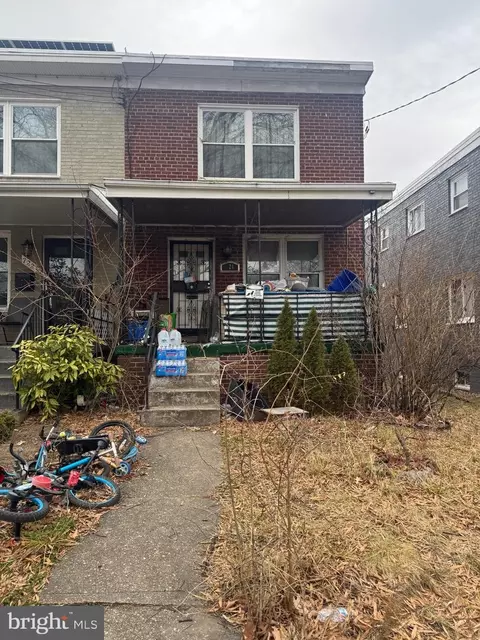 724 Crittenden St NE, Washington, DC 20017