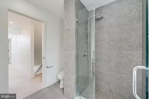 2907 Newark St NW, Washington, DC 20008 photo 7