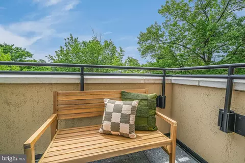 2907 Newark St NW, Washington, DC 20008 photo 15