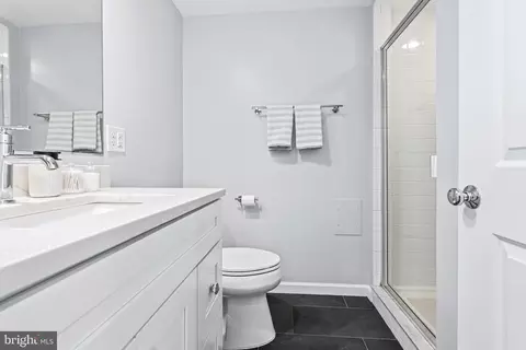353 L St SE, Washington, DC 20003 photo 24