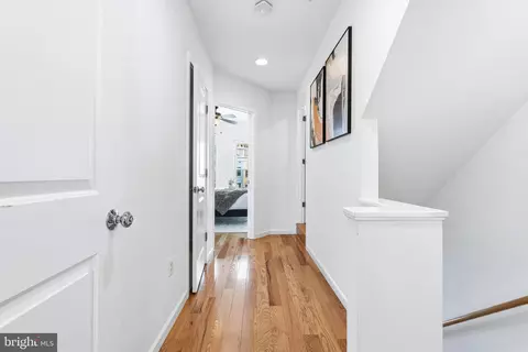 353 L St SE, Washington, DC 20003 photo 12
