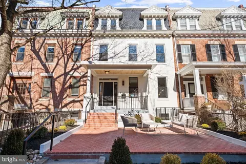 1863 Newton St NW, Washington, DC 20010
