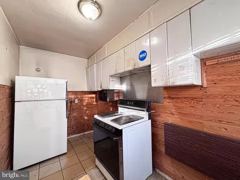 Kitchen - 537 25th Pl NE, Washington, DC 20002 photo 2 of 2