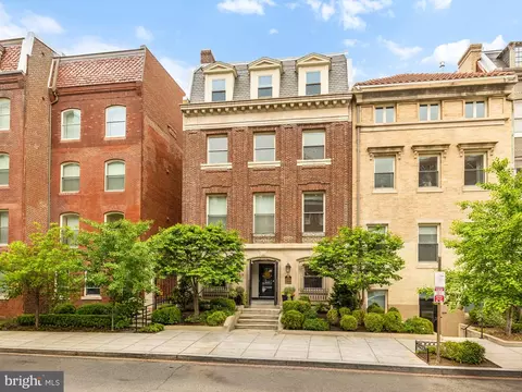 1745 N Street St NW #104, Washington, DC 20036