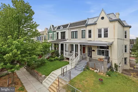 4142 7th St NW, Washington, DC 20011