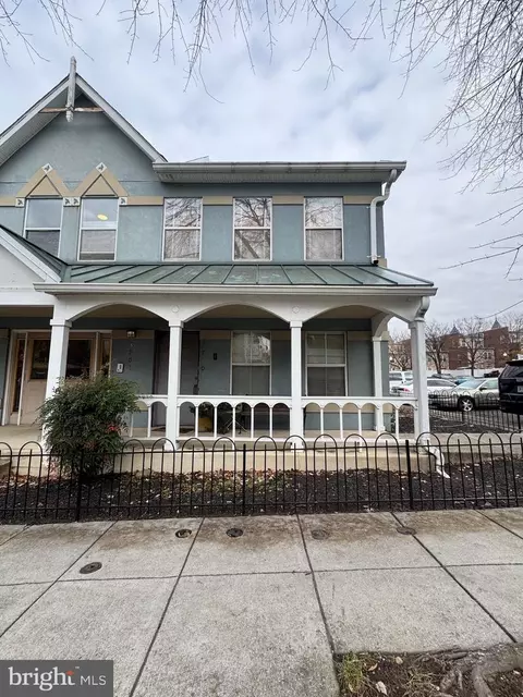 3710 Roosevelt Pl NE #3710, Washington, DC 20019