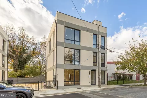 1810 Central Pl NE #2, Washington, DC 20002