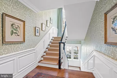 Entry Way - 4641 Dexter St NW, Washington, DC 20007 photo 5 of 6