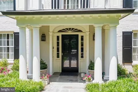Exterior - 4641 Dexter St NW, Washington, DC 20007 photo 2 of 6