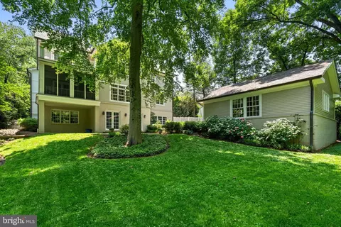 Exterior - 4641 Dexter St NW, Washington, DC 20007 photo 6 of 6