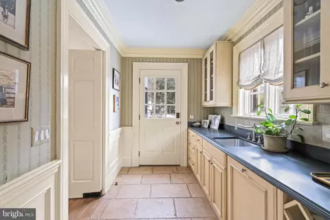 Other - 4641 Dexter St NW, Washington, DC 20007 photo 2 of 12