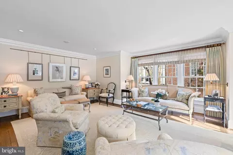 Living - 4641 Dexter St NW, Washington, DC 20007 photo 1 of 4