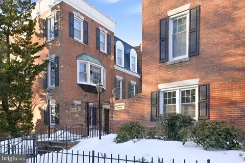 1833 Biltmore St NW #A, Washington, DC 20009