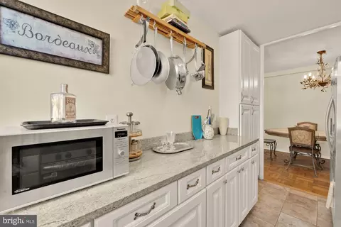 Kitchen - 4100 W Street St NW #308, Washington, DC 20007 photo 2 of 5