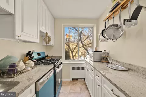 Kitchen - 4100 W Street St NW #308, Washington, DC 20007 photo 1 of 5