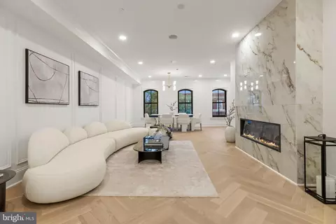 733 Euclid St NW #302, Washington, DC 20001