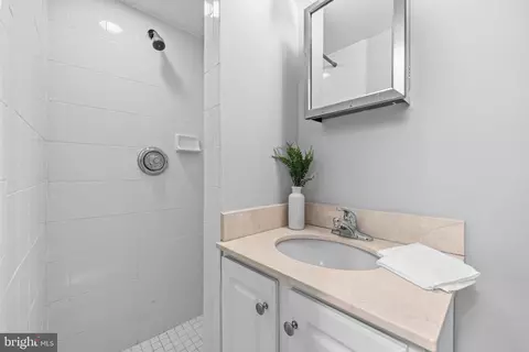 Bath - 907 8th St NE, Washington, DC 20002 photo 1 of 2