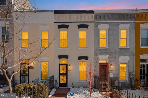 Exterior - 907 8th St NE, Washington, DC 20002 photo 2 of 6